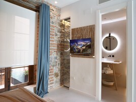 In-room safe, individually decorated, individually furnished