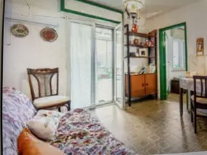 Interior - Apartment "Casa Patrizia" with Sea View, Terraces & Wi-Fi (villapiana)