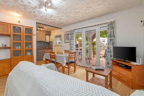 2 Schlafzimmer, Bügeleisen/Bügelbrett, kostenloses WLAN, Bettwäsche