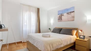 1 chambre, fer et planche Ă repasser, Wi-Fi gratuit, draps fournis