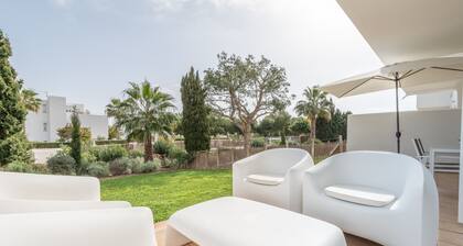 Apartment 'El Puerto I 1-3' with Shared Pool, Wi-Fi and Air Conditioning