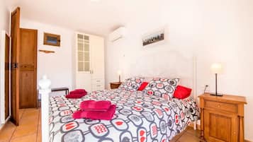 2 bedrooms, free WiFi, bed sheets