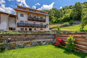 Exterior - Apartment 'Vernalhof Apt Panorama' with Mountain View, Shared Terrace and Wi-Fi (Sluderno)