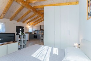 1 quarto, ferros/tábuas de passar roupa, Wi-Fi, roupa de cama