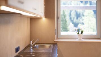 Réfrigérateur, four, plaque de cuisson, lave-vaisselle