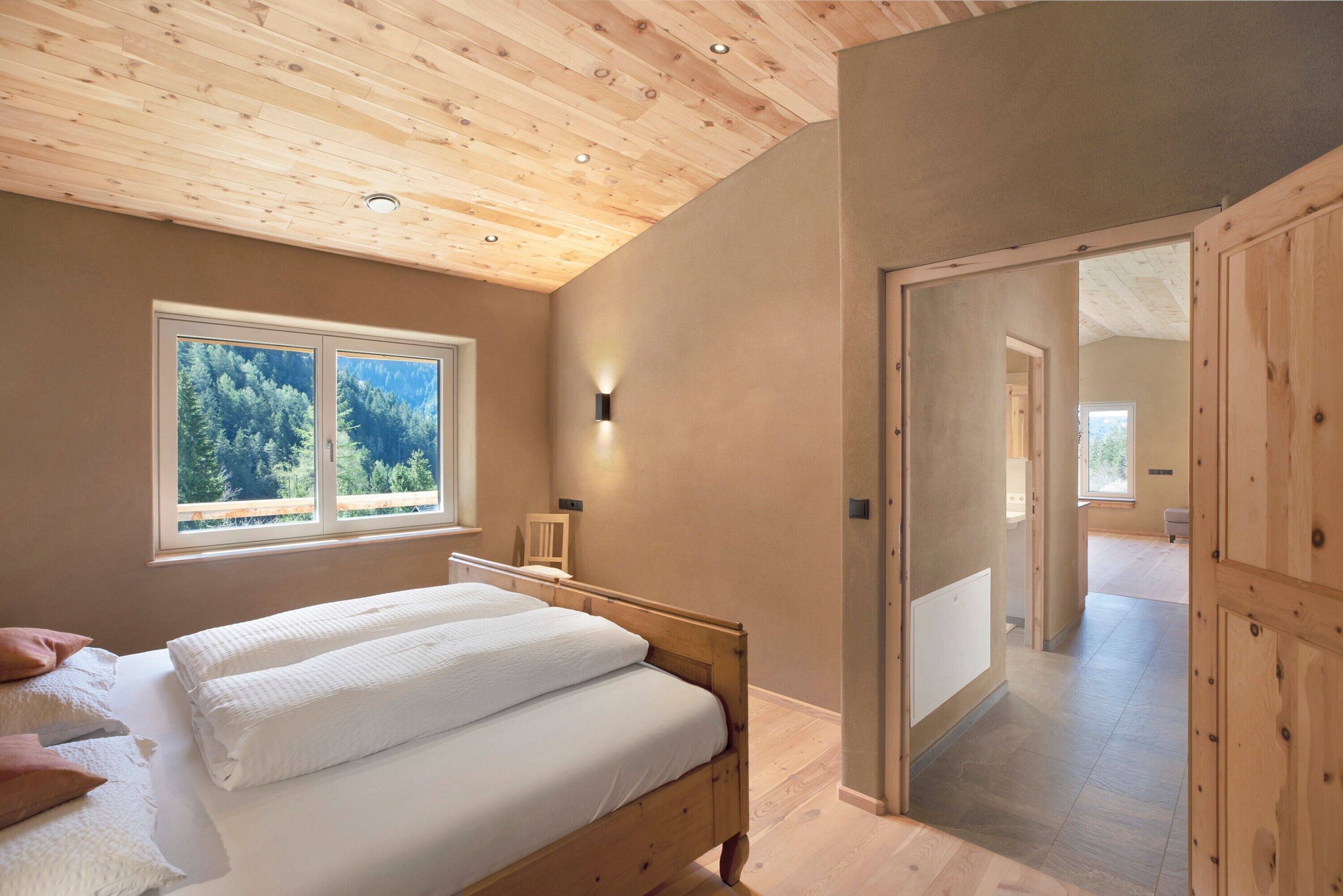 1 室のベッドルーム、アイロン / アイロン台、WiFi (無料)、ベッドシーツ