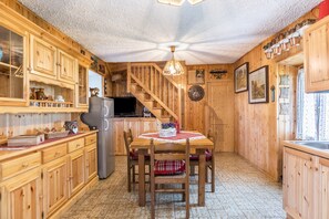 Dining - Chalet 'Baita Bocheto' with Balcony & Terrace (Levico Terme)