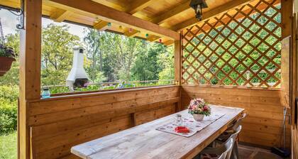 Chalet 'Baita Bocheto' mit Balkon & Terrasse