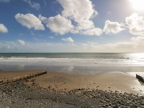 Beach nearby - Park Lane (Narberth)