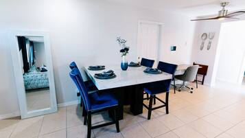Elite House | Dining room