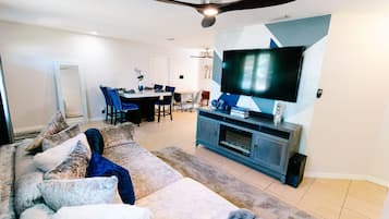 Elite House | 3 bedrooms, blackout curtains, iron/ironing board, free WiFi