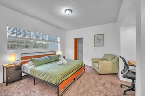 2 Schlafzimmer, Schreibtisch, kostenloses WLAN, Bettwäsche