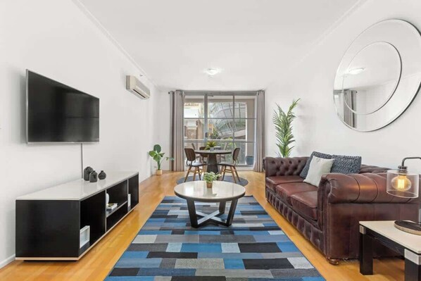 TV, offices