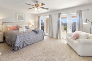 4 室のベッドルーム、デスク、アイロン / アイロン台、WiFi (無料)