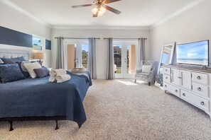 4 bedrooms, desk, iron/ironing board, free WiFi
