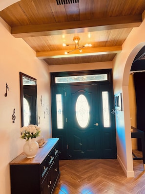 Interior - Elegant, Stylish & Comfortable (Greensboro)