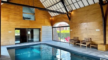 SisÀuima-allas, lÀmmitetty uima-allas