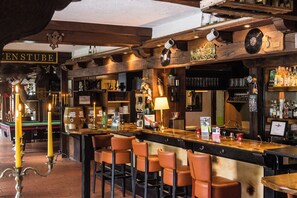 Bar (in der Unterkunft)