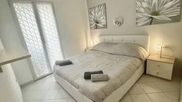 1 chambre, literie fournie