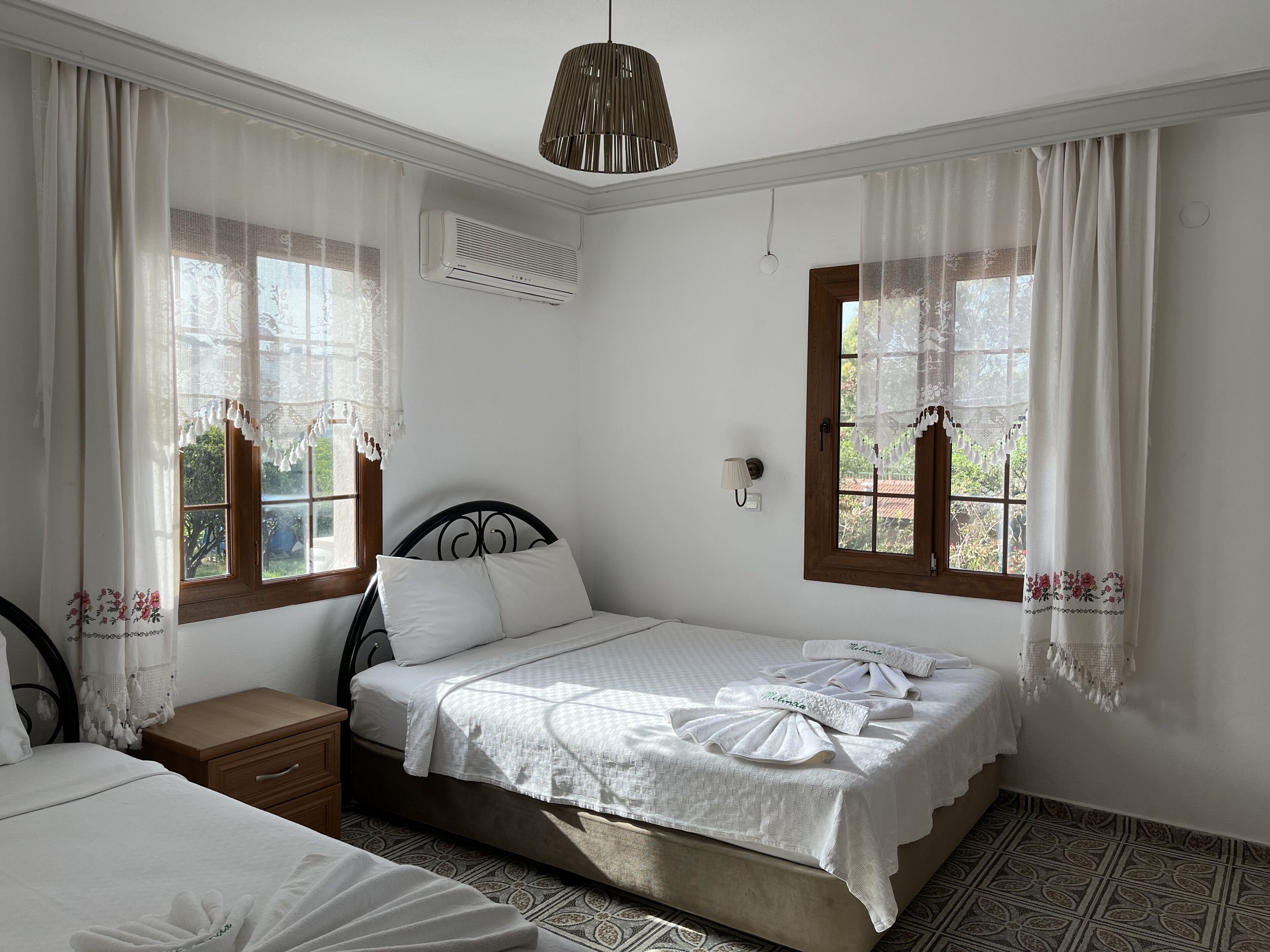 Standard Triple Room | Desk, free WiFi