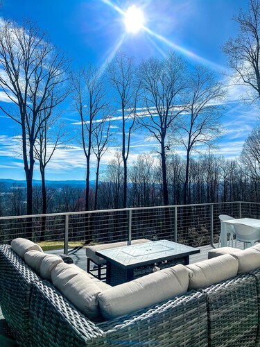 Stoney Mountain View’s One