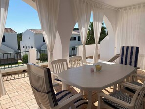 Outdoor dining - Apartment with pool in Golf Son Parc (Son Parc)
