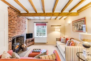 TV, fireplace, offices