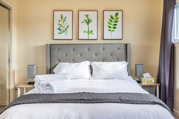 4 makuuhuonetta, silitysrauta/-lauta, Wi-Fi, vuodevaatteet