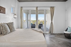 5 chambres, lit de bébé portatif, Wi-Fi, literie fournie