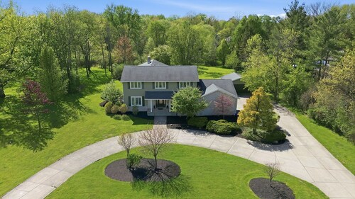 5 King Beds, Hot Tub, Sleeps 10 - Pet Friendly & Close to Clinic