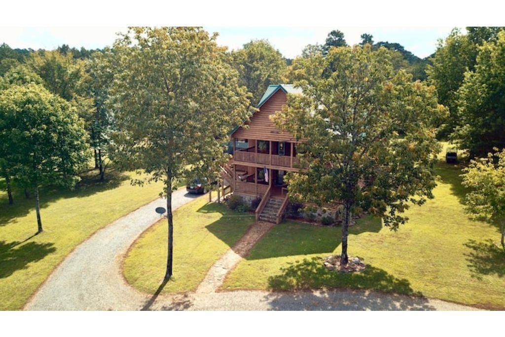 Lakefront Cabin on Greers Ferry!