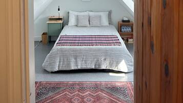 3 Schlafzimmer, Schreibtisch, Bügeleisen/Bügelbrett, kostenloses WLAN