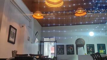 27-inch LED TV with cable channels, TV