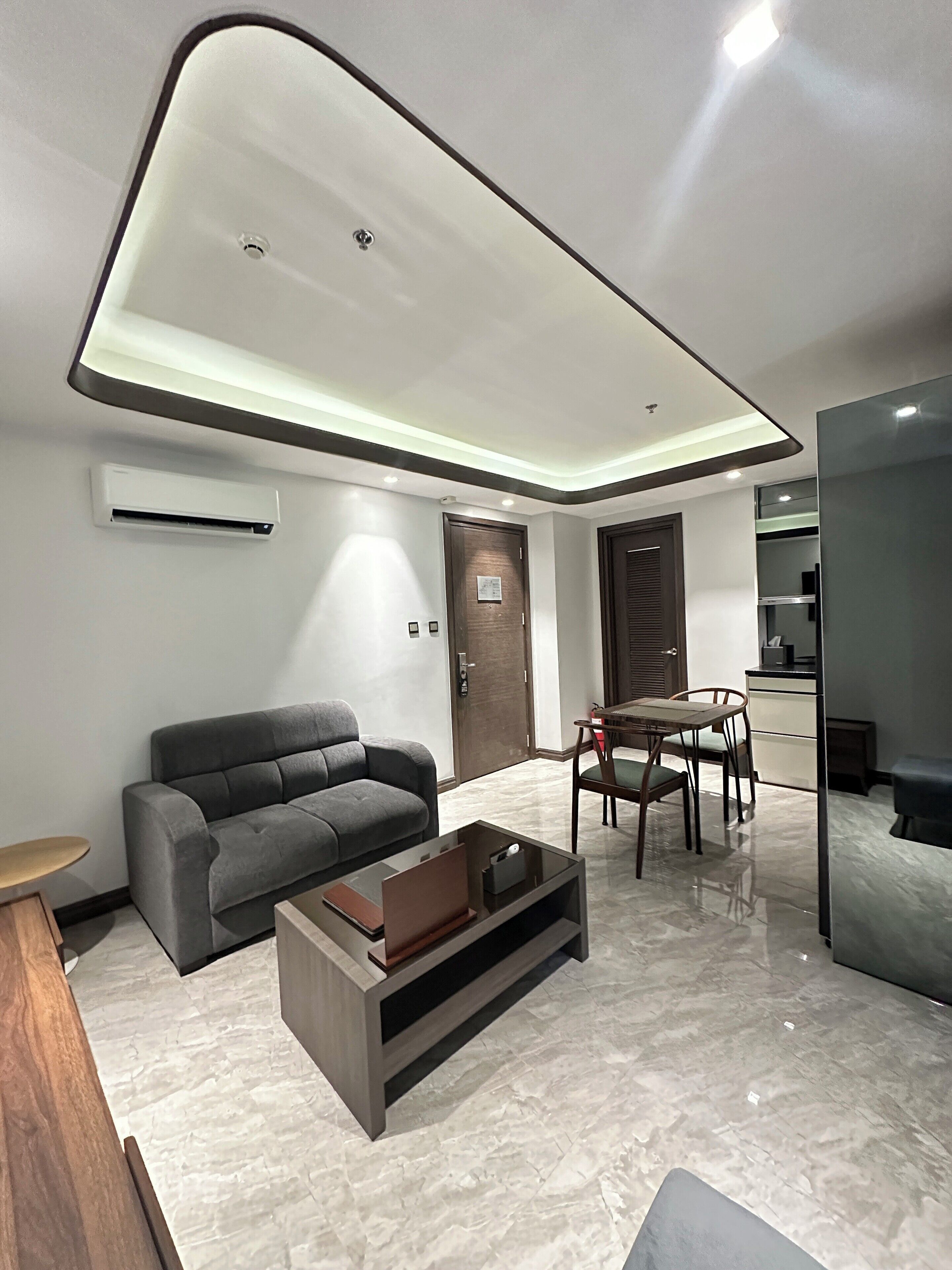 普通客房 | 客廳 | 平面電視