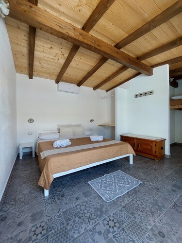 Lovely apartment in the middle of the green farm( 8)