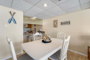 Dining - Edgewater Windward 104- Amazing Views! (Panama City Beach)