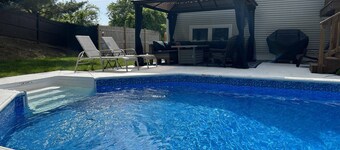 Plymouth Poolhouse