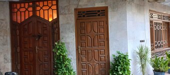 6 - 8 Guests 3 Bedrooms 3 Beds 4 Baths.