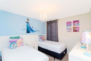 6 bedrooms, iron/ironing board, free WiFi, bed sheets