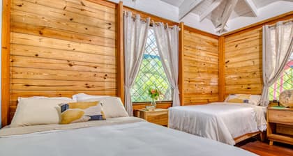 Caribbean-style home — 5 min walk to the beach!
