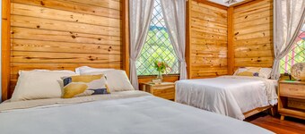 Caribbean-style home — 5 min walk to the beach!