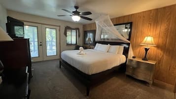 2 bedrooms, iron/ironing board, WiFi