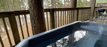 Mountain Harbor Lodge cottage on Lake Ouachita by RedAwning