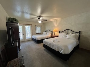 1 bedroom, iron/ironing board, WiFi