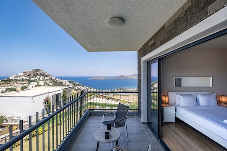 Deluxe Villa | 3 bedrooms, premium bedding, in-room safe, free WiFi. Bovilla Hotels Yalikavak