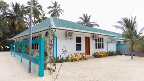Exterior - PALM REST MALDIVES  (Magoodhoo)