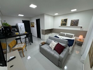 Apartment | Living area | 32-inch TV with satellite channels