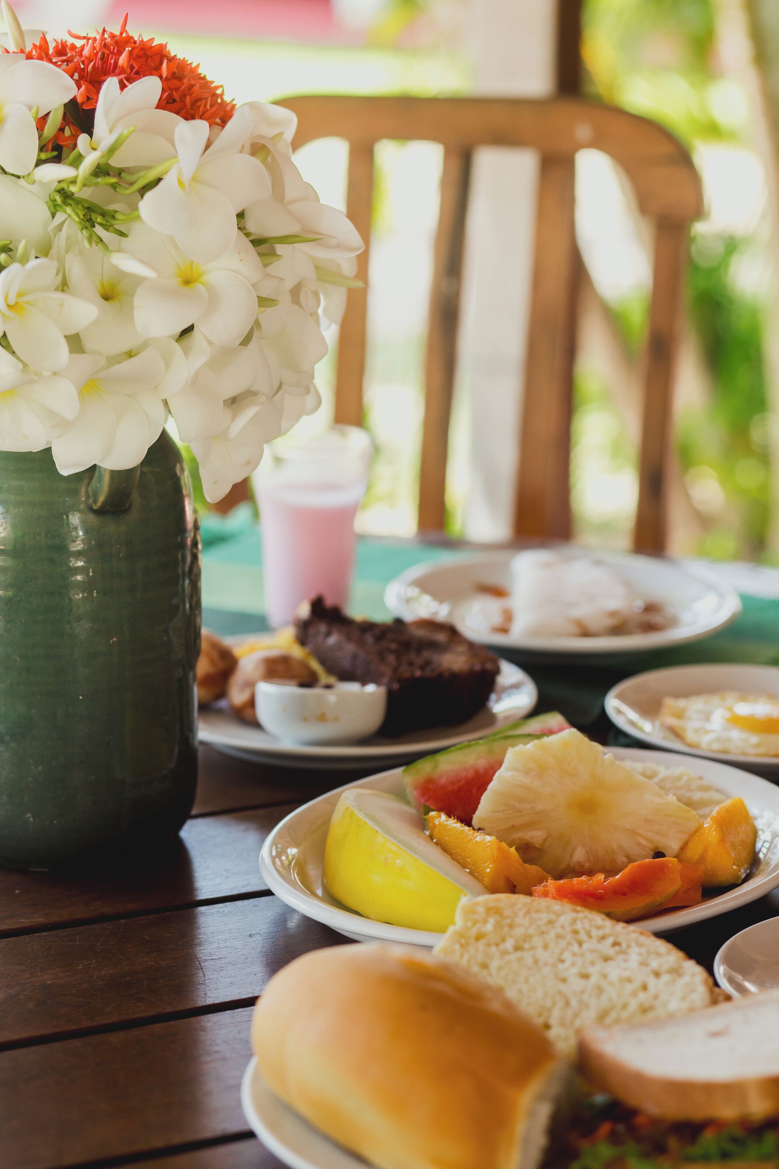 Café da manhã com buffet grátis todos os dias