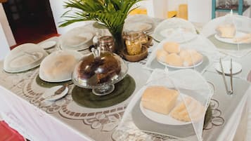 Desayuno buffet incluido todos los días