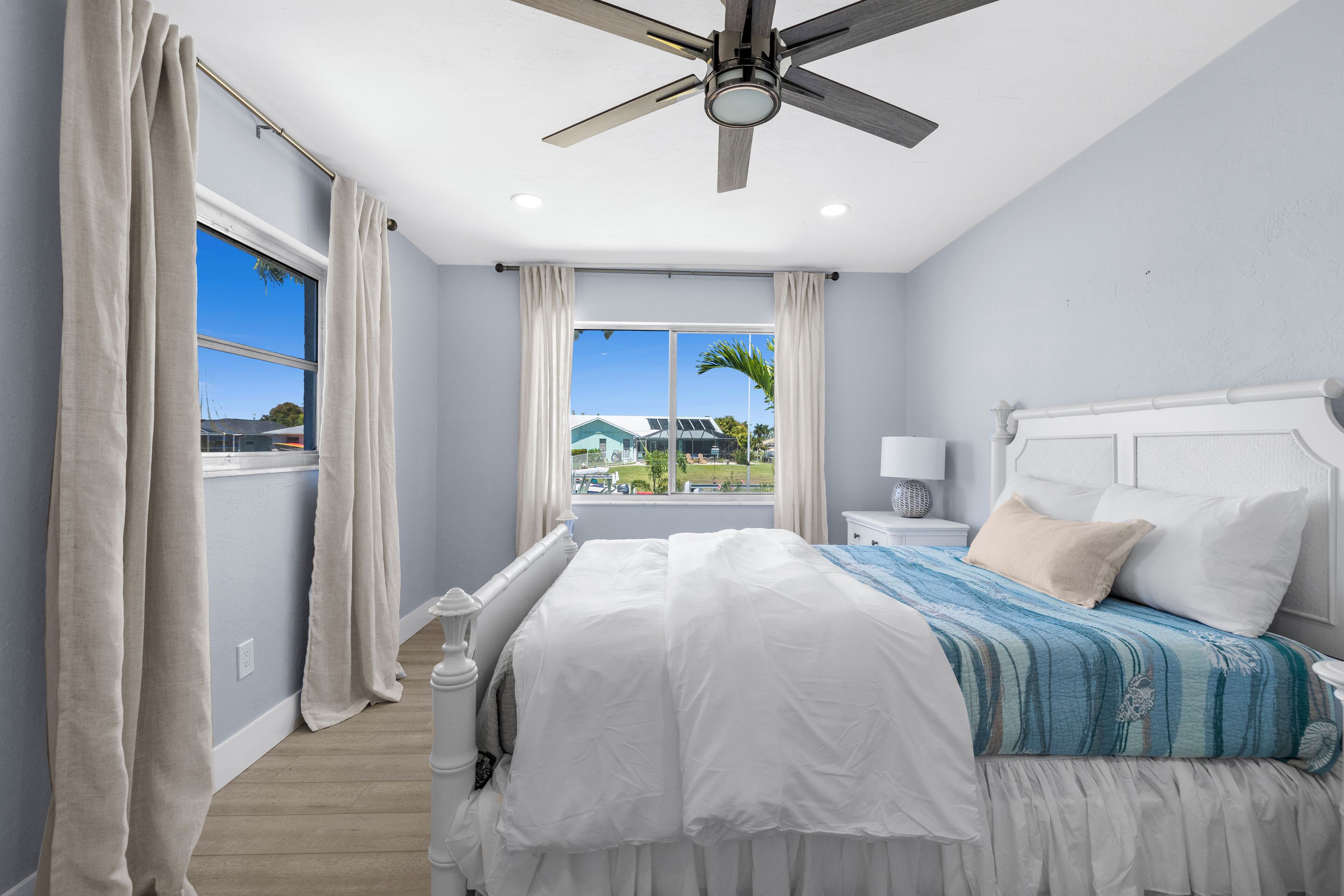 3 bedrooms, iron/ironing board, travel crib, free WiFi